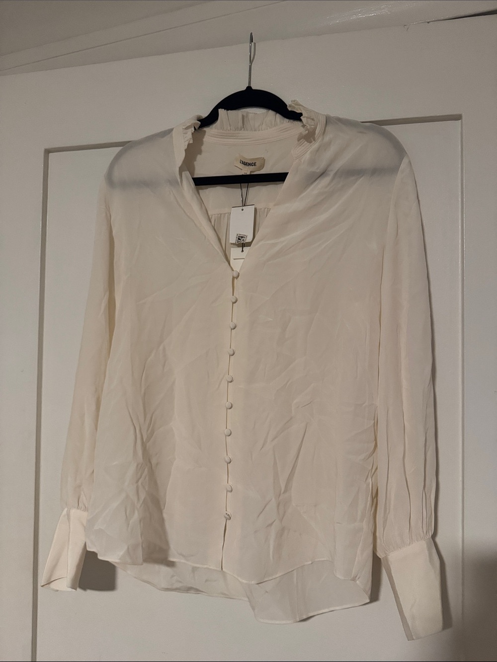 L'AGENCE Cream Ruffle-Neck Covered Button Blouse